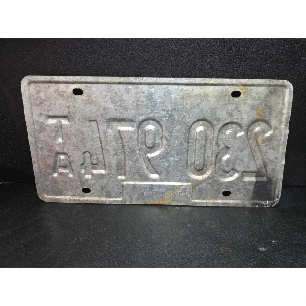 Illinois Vintage 1986 License Plate Land of Lincoln Red White 230 974 TA